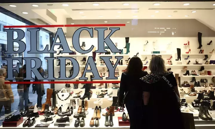 Black Friday: Επιφυλακτικοί για τις προσφορές οι Ελληνες – Το 86,7% προτίθεται να κάνει αγορές