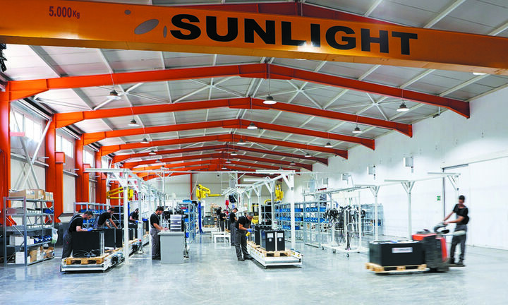 Sunlight: Η επένδυση του GigaFactory που δεν προχωρά ο Νικός Μαντζούφας που αποχωρεί.. 