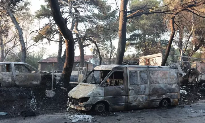 Πυρκαγιά στην Αττική: Αναστολή συμβάσεων εργασίας σε πυρόπληκτους
