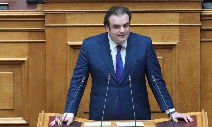 Κυριάκος Πιερρακάκης: «Αυστηροποίηση των ποινών για την καταπολέμηση του παράνομου τζόγου»