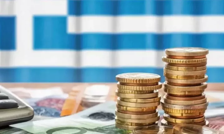 Πώς θα αποταμιεύσετε ευκολότερα ή γρηγορότερα 10.000 ευρώ
