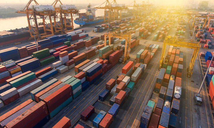 Δασμοί Τραμπ: Το πλήγμα στις ελληνικές εξαγωγές - Τι δείχνει έκθεση του Γραφείου Προϋπολογισμού