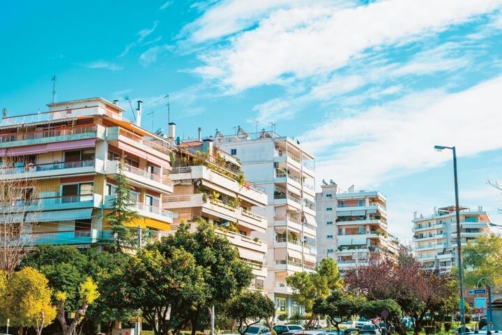 Συμφέρει ή δεν συμφέρει να νοικιάσεις το κλειστό σου σπίτι; Σου απαντάμε σε απλά ελληνικά