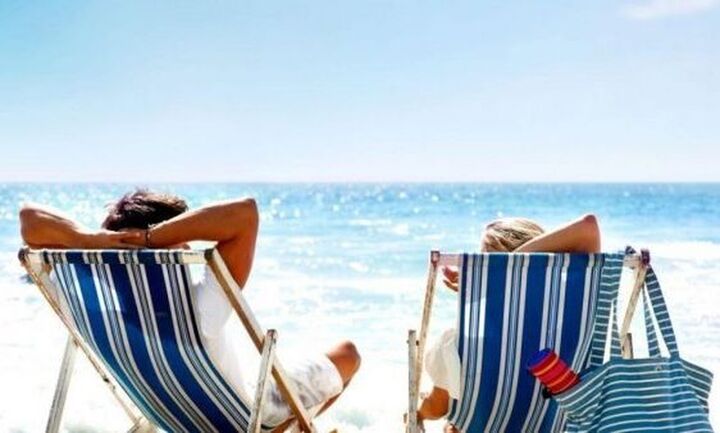 Ρεκόρ για το πρόγραμμα κοινωνικού τουρισμού της ΔΥΠΑ – 567.462 αιτήσεις για 1.015.077 επιταγές