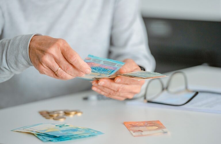Νέο ψηφιακό «φακέλωμα» επιδομάτων