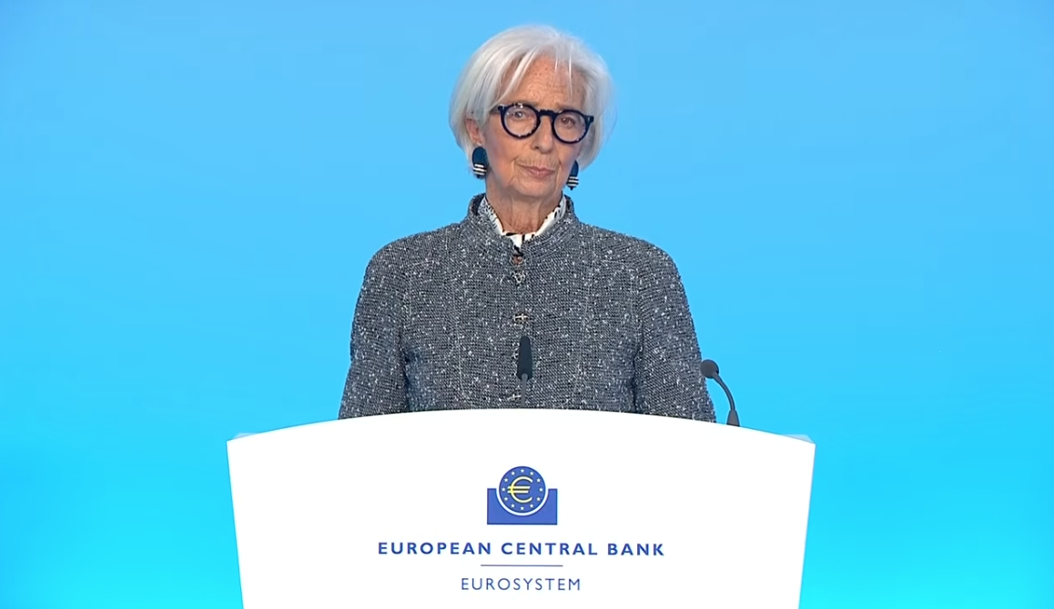 Η πρόεδρος της ΕΚΤ επισήμανε ότι ο πόλεμος στη Μέση Ανατολή έχει αυξήσει σημαντικά την αβεβαιότητα, ενισχύοντας τους κινδύνους τόσο για τον πληθωρισμό όσο και για την ανάπτυξη