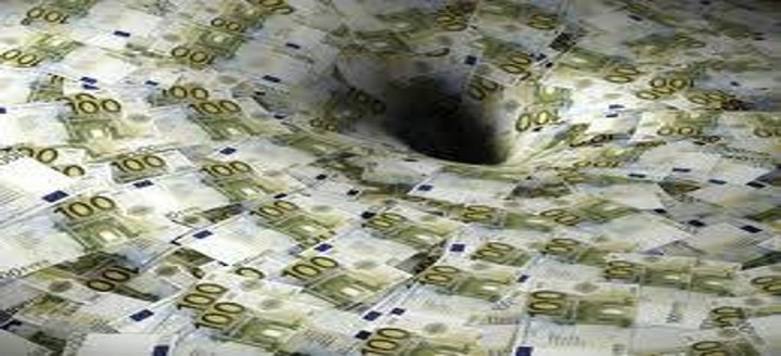 Μειωμένες κατά 4% οι καταθέσεις τον Οκτώβριο
