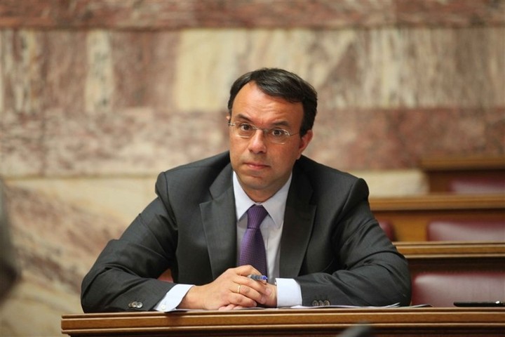 Σταϊκούρας: Στις 12.917 οι εκκρεμείς συντάξεις