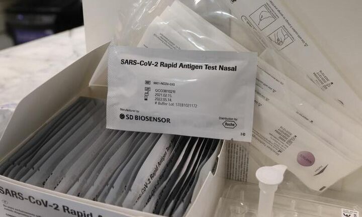 Από την Πέμπτη η διάθεση 900.000 self tests σε δημόσιο και ιδιωτικό τομέα