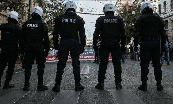 ΕΛ.ΑΣ.: Απαγόρευση συναθροίσεων την Κυριακή, λόγω κινδύνου συμπλοκής οπαδών - Ποιες περιοχές αφορά