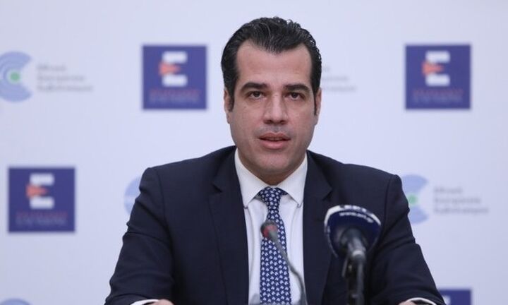Ανοιχτό ενδεχόμενο για υποχρεωτική μάσκα σε εσωτερικούς χώρους τον Μάιο