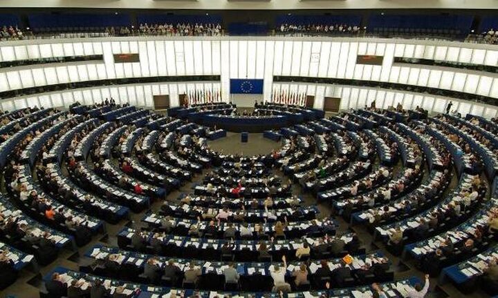 Ευρωκοινοβούλιο: Αποφάσισε την παράταση για ένα ακόμα έτος του Ψηφιακού Πιστοποιητικού COVID-19