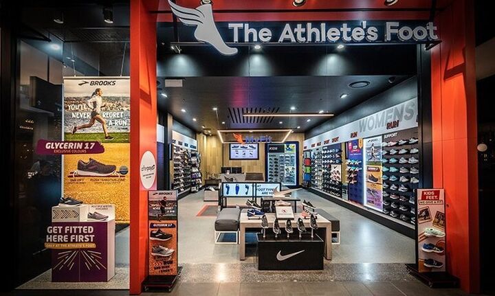 Όμιλος Fourlis: Πουλά τα 14 καταστήματα «The Athlete’s Foot» στην Ελλάδα