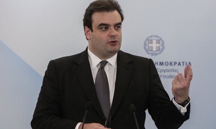 Το...holy grail των "υποδομών", η Παρασκευή της Fitch και η ...λαμπάδα στον Πιερρακάκη από τους Tech